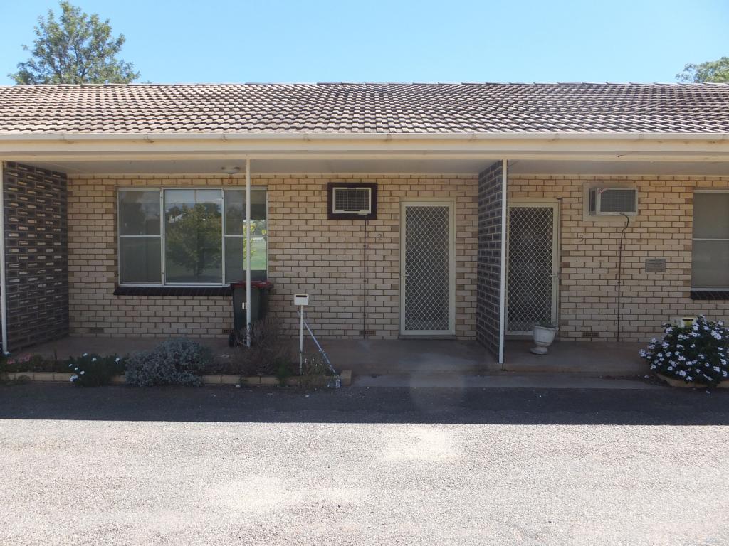 2/176 Cowabbie St, Coolamon, NSW 2701