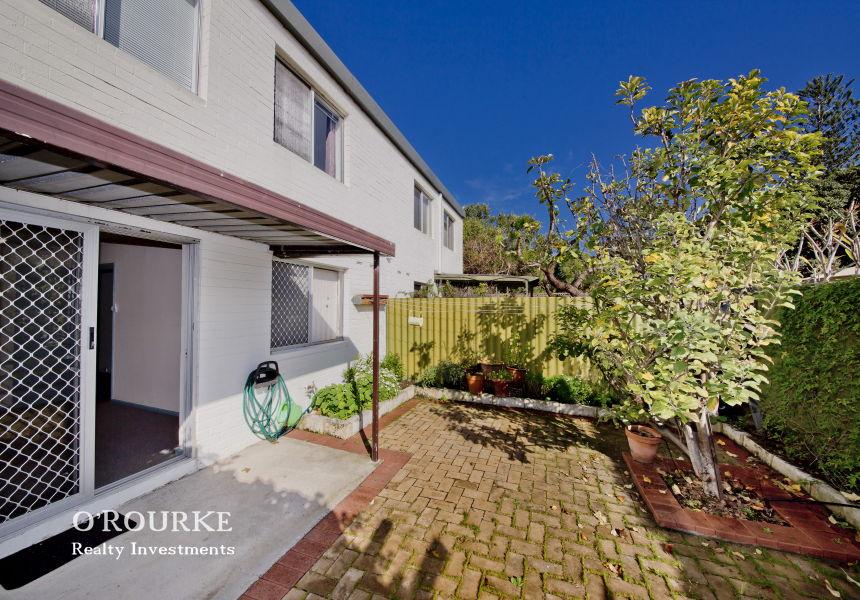 2/66 Hastings St, Scarborough, WA 6019