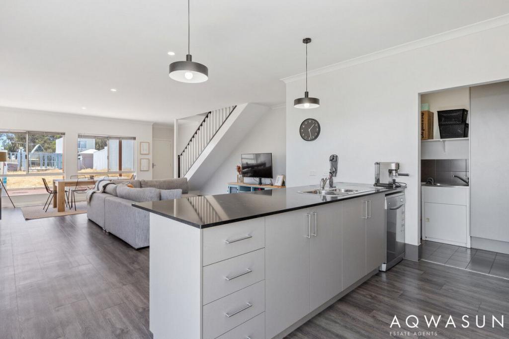 41/15 Kardan Loop, Falcon, WA 6210