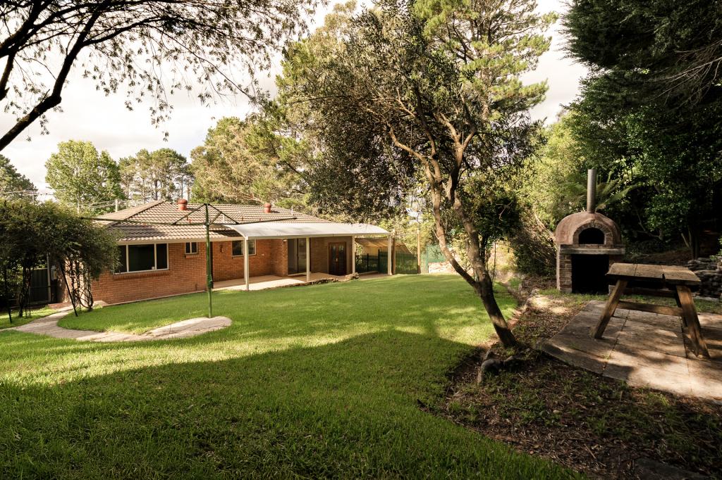64 Hall Pde, Hazelbrook, NSW 2779