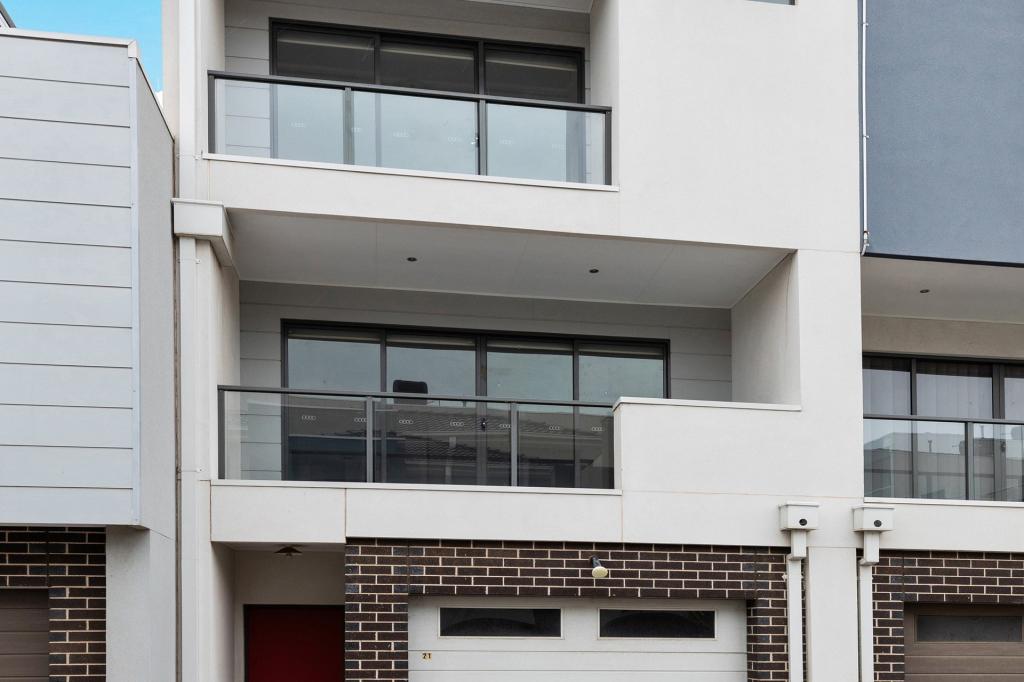 21/79-89 Lancefield Dr, Caroline Springs, VIC 3023