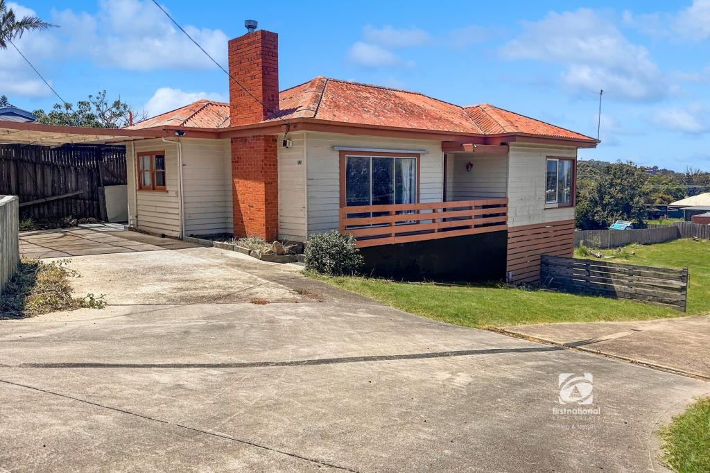 98 Myer St, Lakes Entrance, VIC 3909