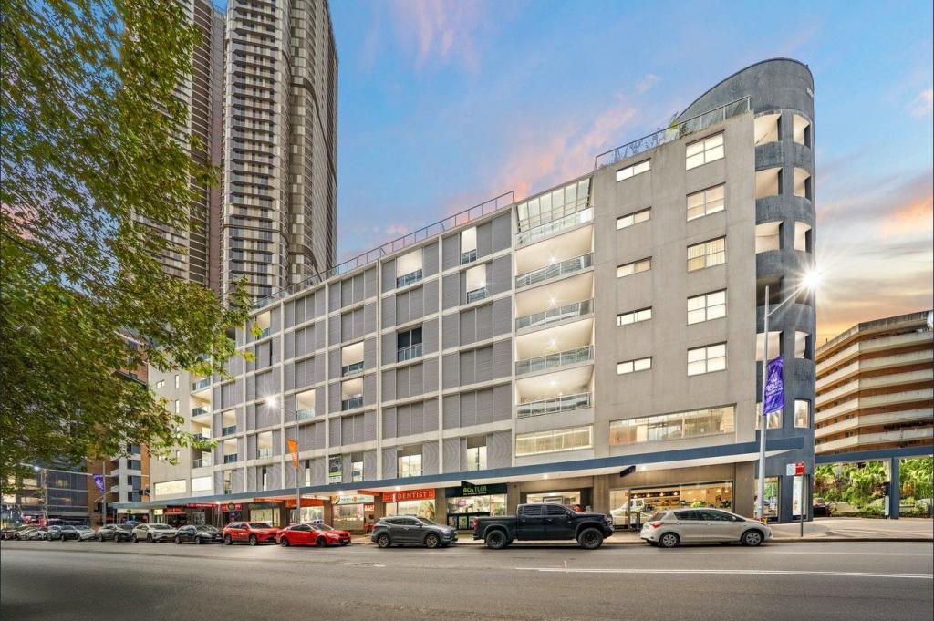 902/22 CHARLES ST, PARRAMATTA, NSW 2150