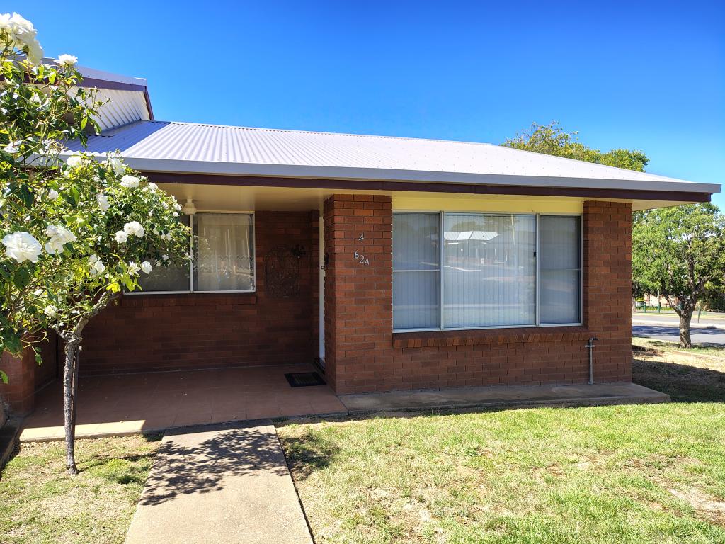 4/62a Camp St, Grenfell, NSW 2810
