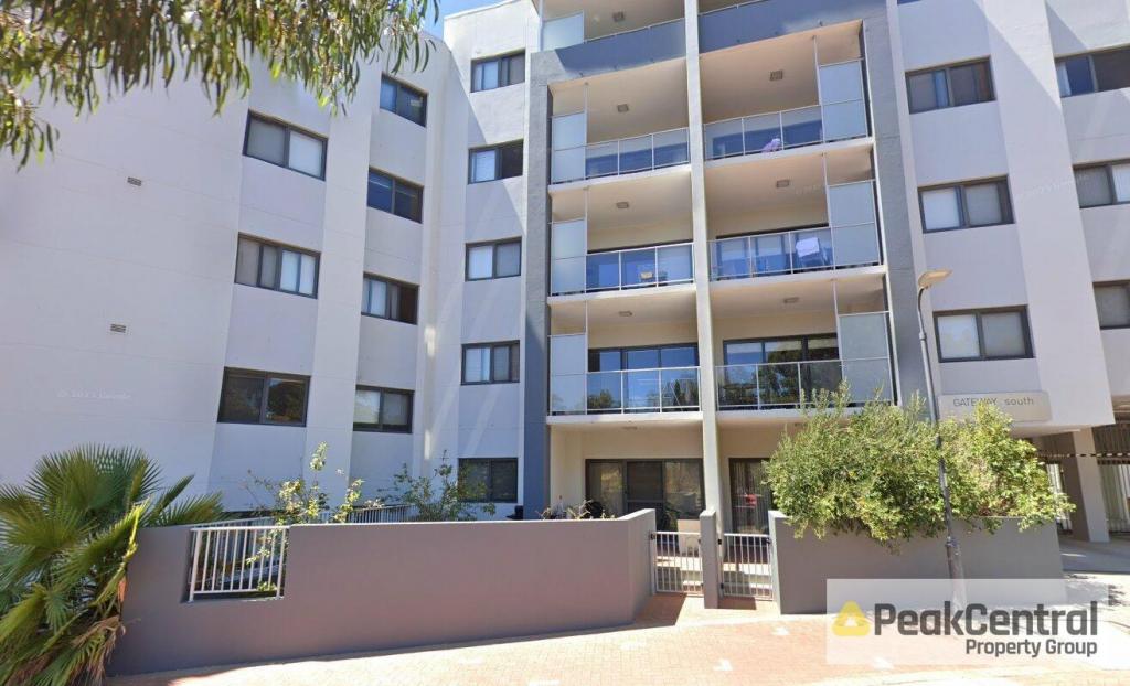 34/2 Walsh Loop, Joondalup, WA 6027