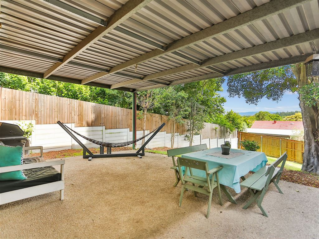 20 Ormond Rd, Oxley, QLD 4075