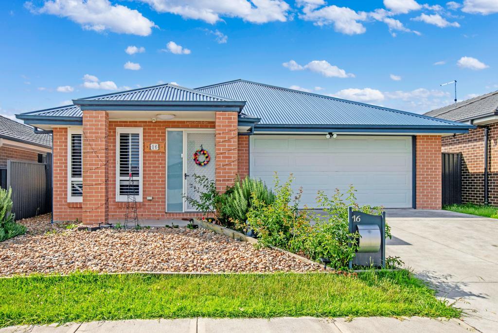 16 Gentry St, Grantham Farm, NSW 2765