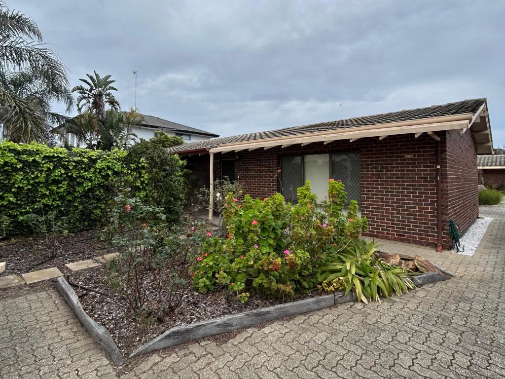 1/582 Grange Rd, Henley Beach, SA 5022