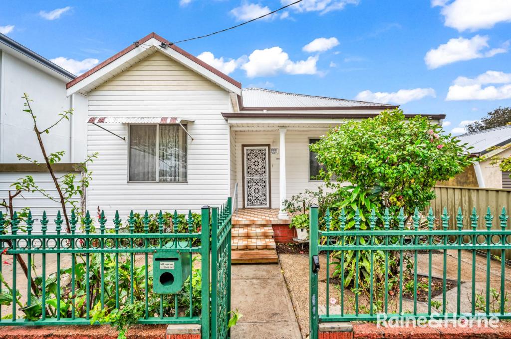 130 Dumaresq St, Hamilton, NSW 2303