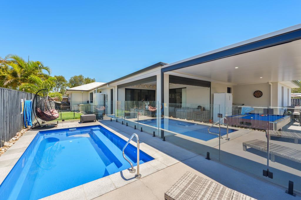 469 GAINSBOROUGH DR, PIMPAMA, QLD 4209