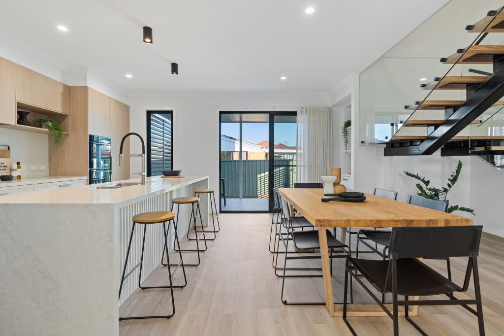 2/265 Glebe Rd, Merewether, NSW 2291