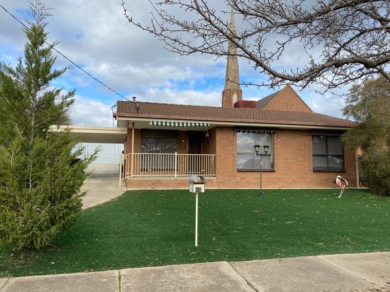 28 Childe St, Stawell, VIC 3380