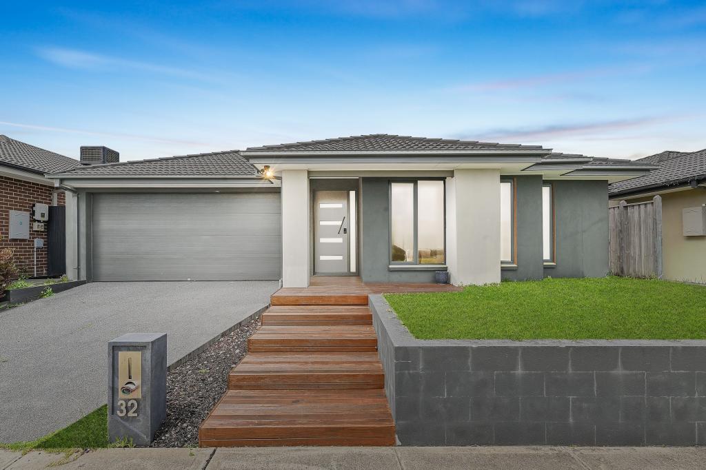 32 BONA VISTA RISE, CLYDE, VIC 3978