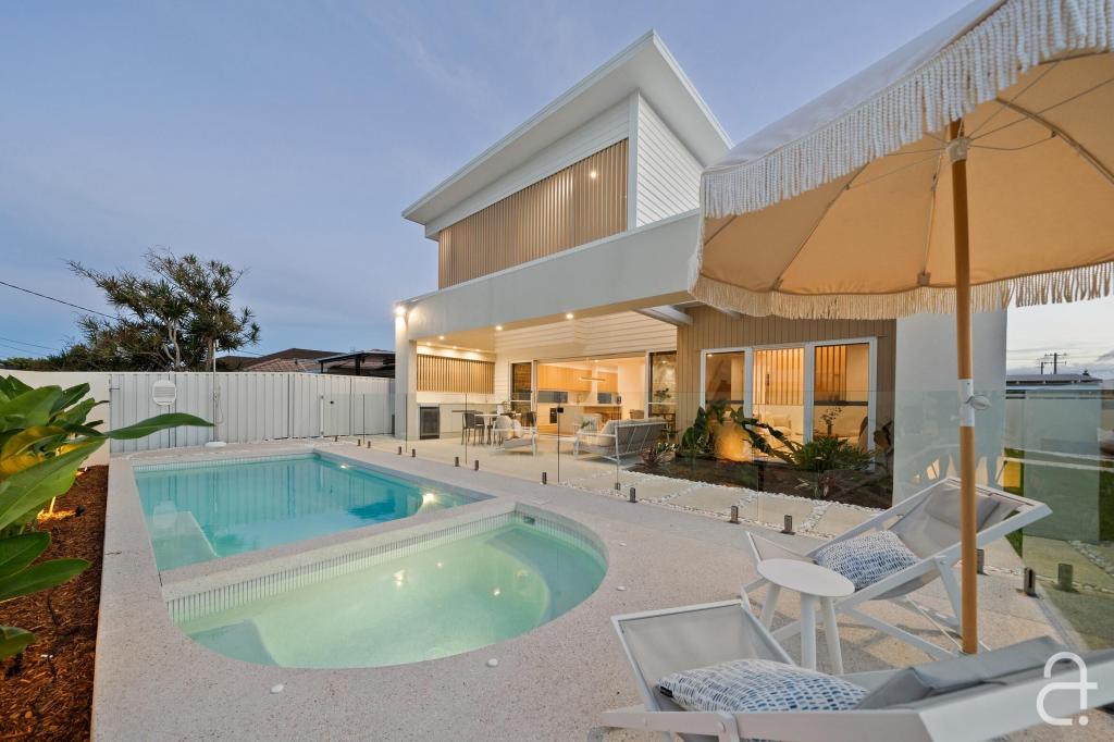 20 NARAMBI ST, WARANA, QLD 4575