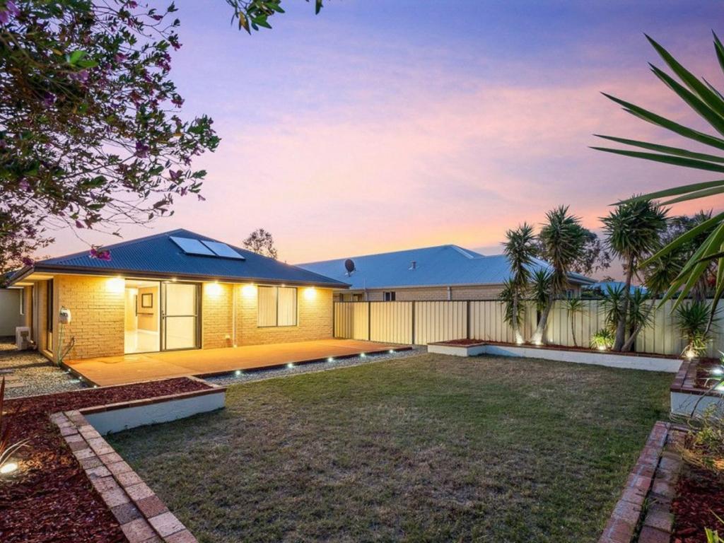 40 Cherokee Grn, Clarkson, WA 6030