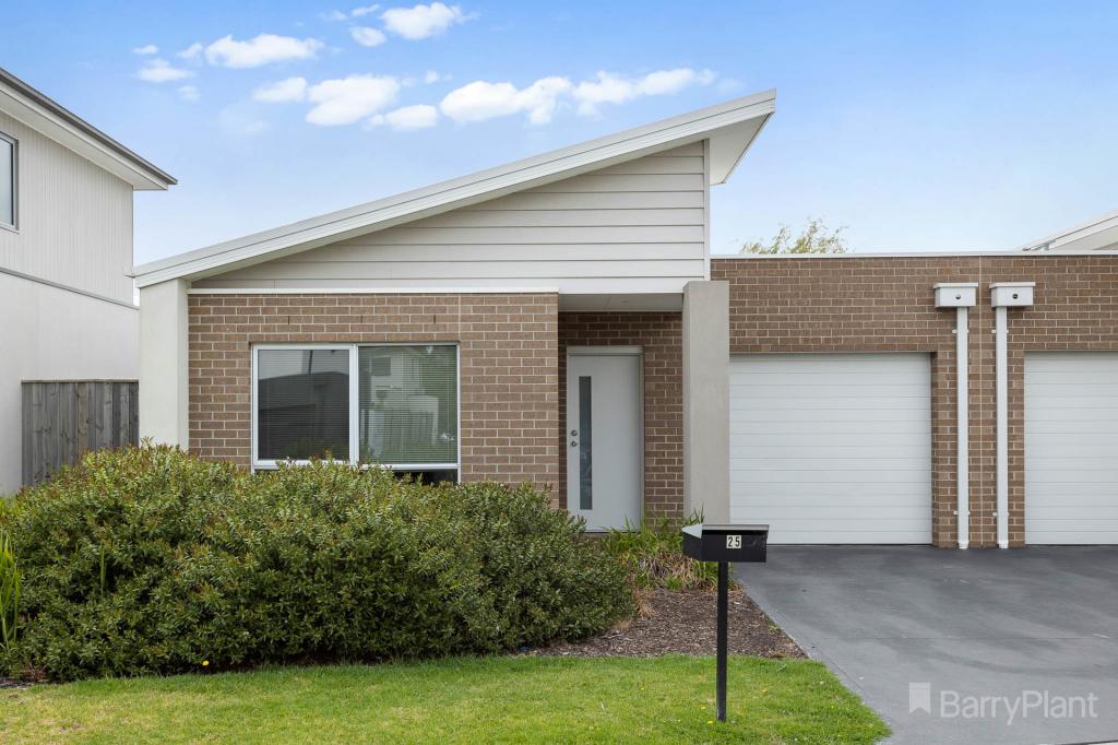 25 Llano Cct, Berwick, VIC 3806