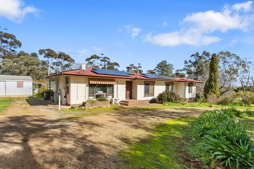 12 Napier St, Farrell Flat, SA 5416