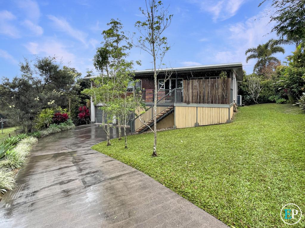 9 Currawong Ave, Yungaburra, QLD 4884