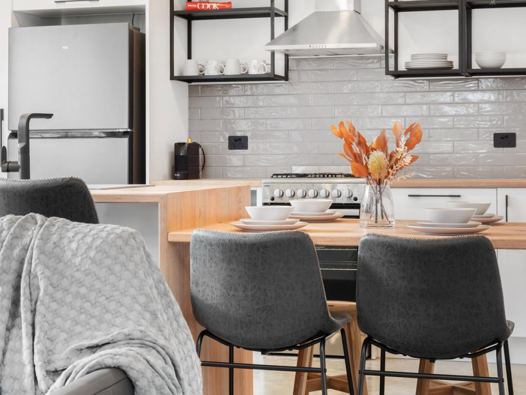 51 Eucumbene Rd, East Jindabyne, NSW 2627