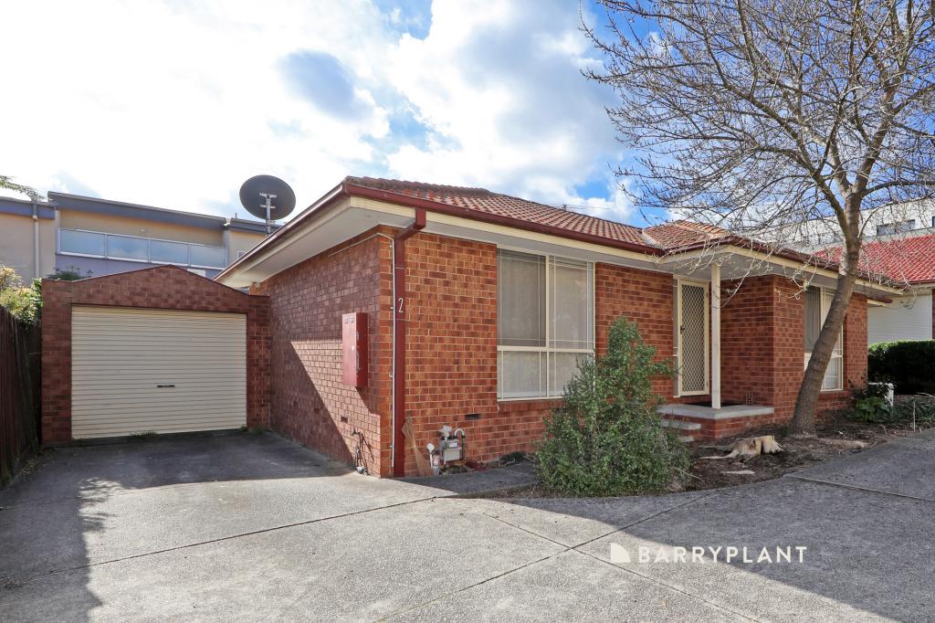 2/11 STAMFORD CRES, ROWVILLE, VIC 3178