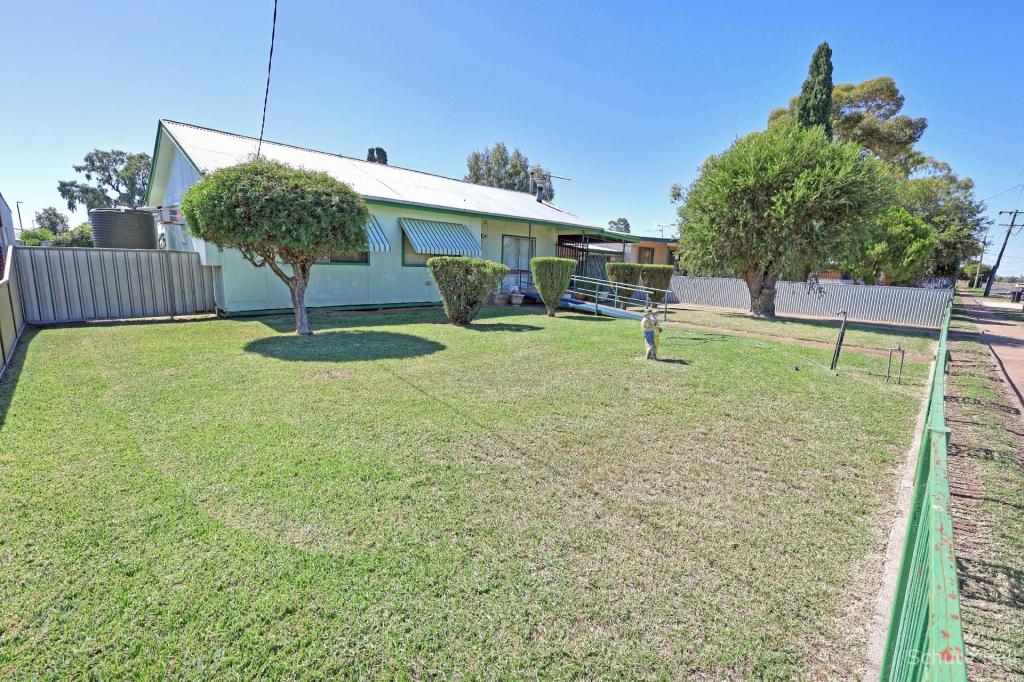 13 GREEN ST, BOURKE, NSW 2840