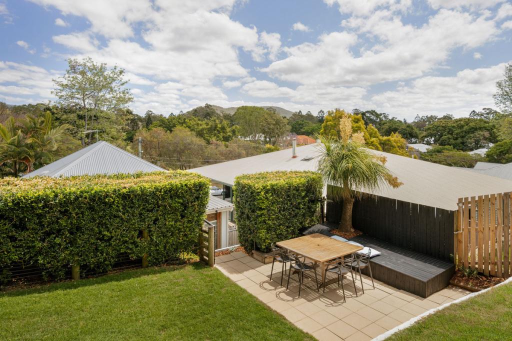 55 Crown St, Bardon, QLD 4065