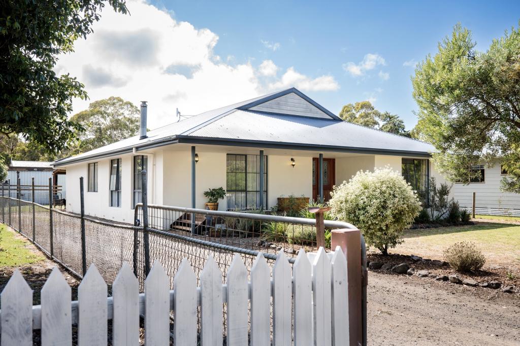 102 Yarram-Port Albert Rd, Langsborough, VIC 3971