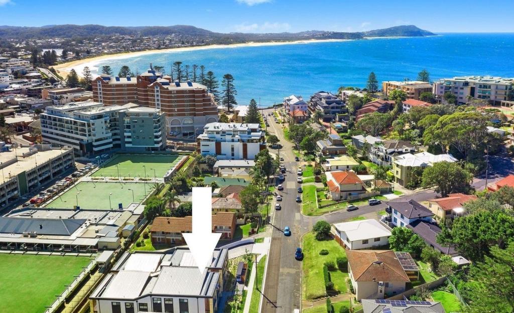 1/33 ASH ST, TERRIGAL, NSW 2260