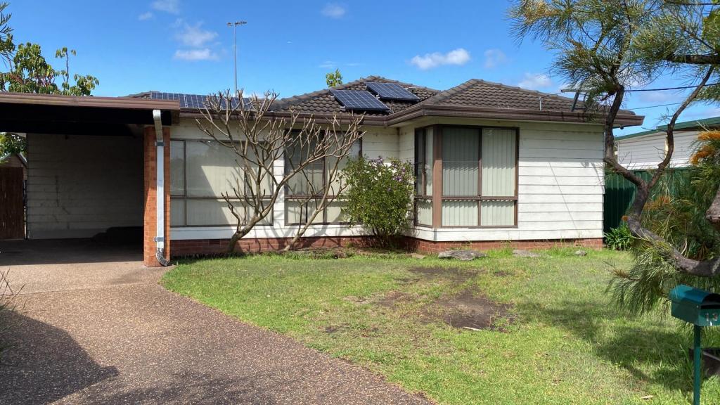 13 Weir Cres, Lurnea, NSW 2170