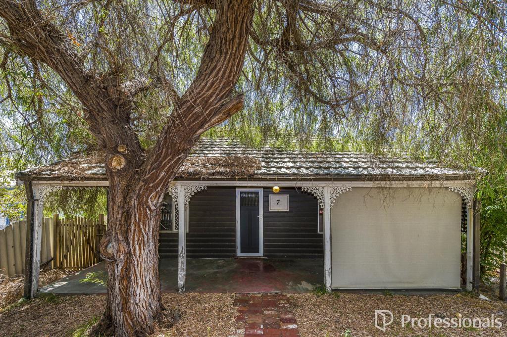 7 Palmerston St, Bassendean, WA 6054