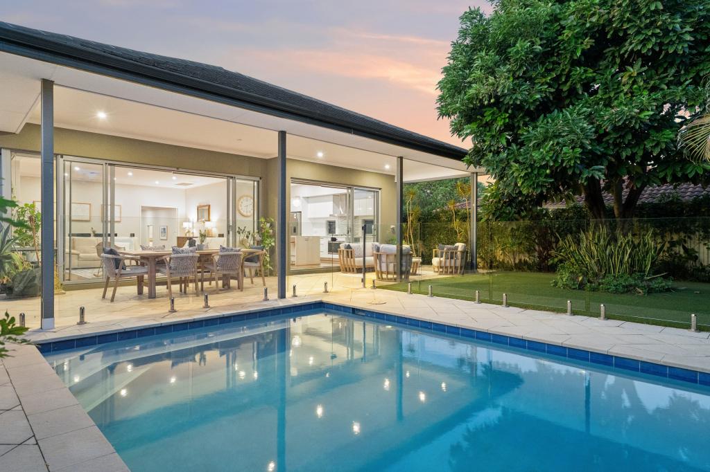 5 Alexander Rd, Ardross, WA 6153