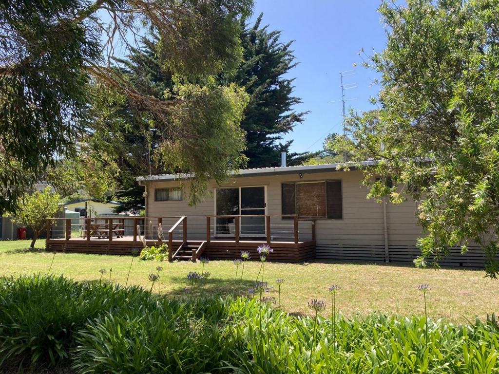 3-5 Donald St, Venus Bay, VIC 3956