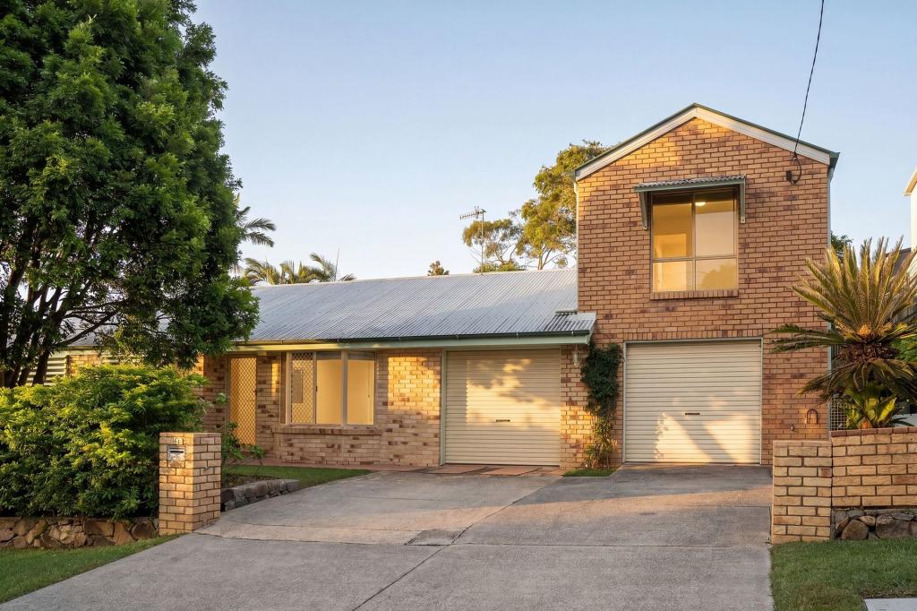 61 Yungar St, Coolum Beach, QLD 4573