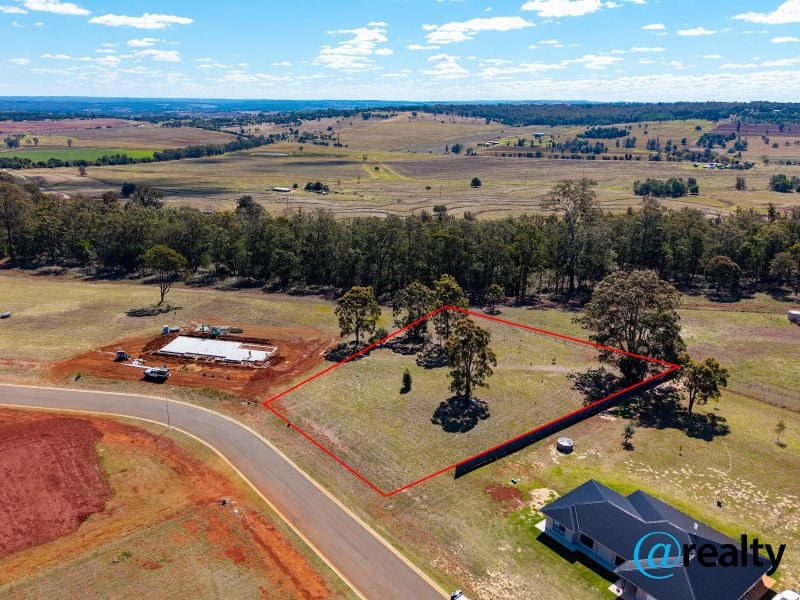 74 PREMIER DR, KINGAROY, QLD 4610