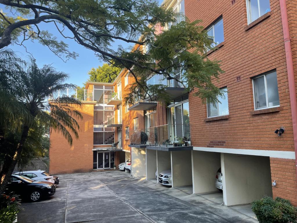 8/13 HARRIETTE ST, NEUTRAL BAY, NSW 2089