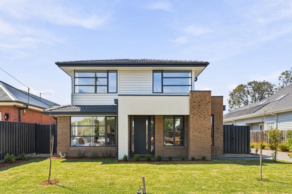 1&2/30 ALLENBY AVE, RESERVOIR, VIC 3073