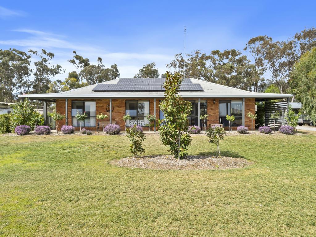 159 Deniliquin St, Tocumwal, NSW 2714