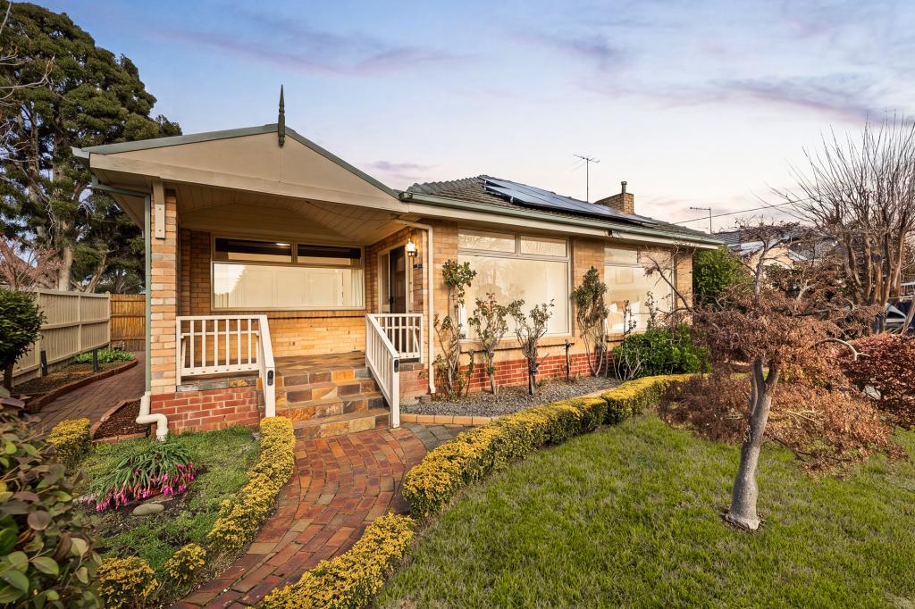 104 Husband Rd, Forest Hill, VIC 3131