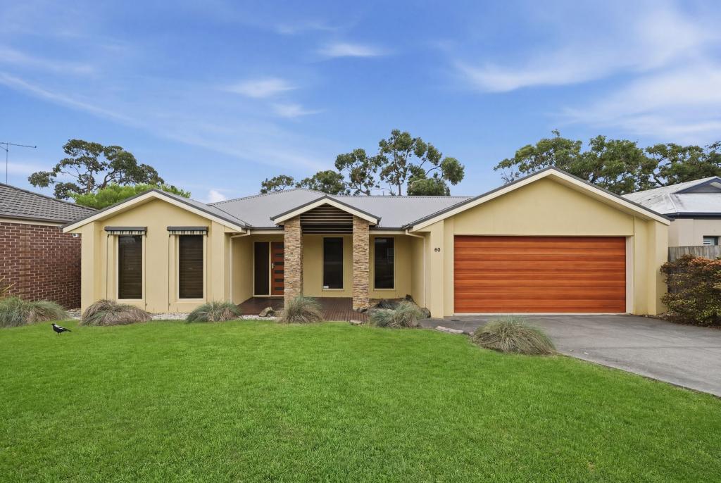 60 Woodland Heath Dr, Inverloch, VIC 3996