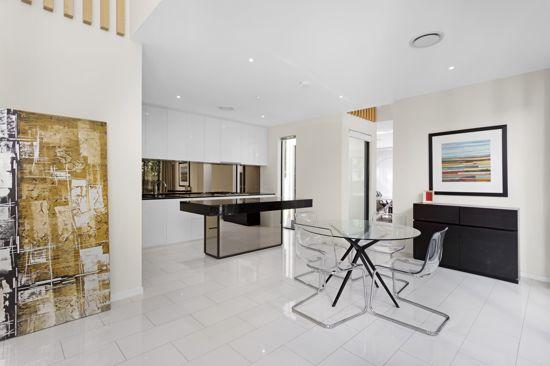 10001 The Boulevarde, Benowa, QLD 4217