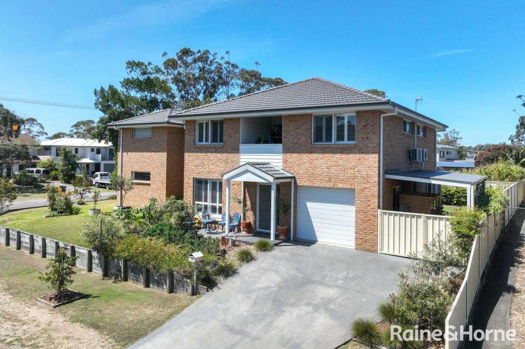 15B MACLEAY ST, NARRAWALLEE, NSW 2539