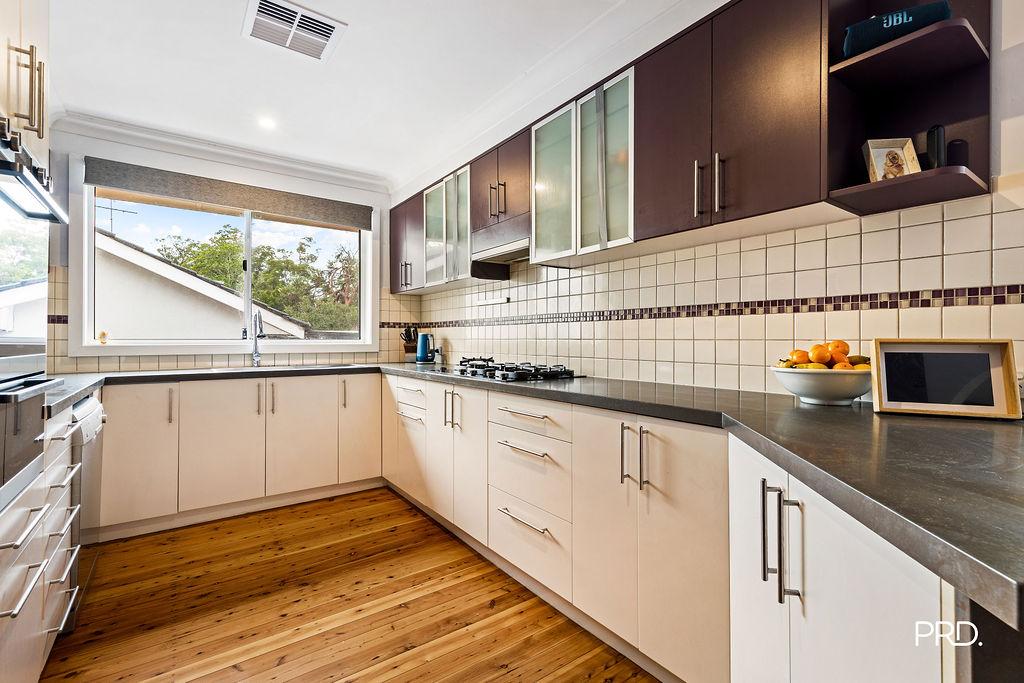 35 Wahroonga Rd, Winmalee, NSW 2777