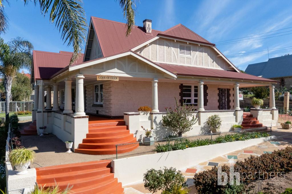 2 Adelaide Rd, Mannum, SA 5238