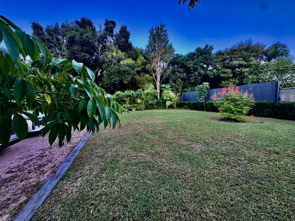 25 Bowling Green St, Brandon, QLD 4808
