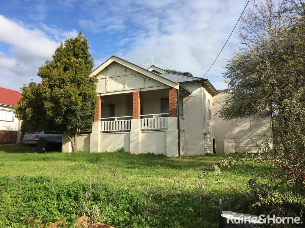 45 Melyra St, Grenfell, NSW 2810