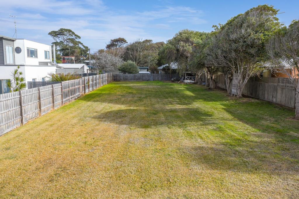 19 Cassia St, Cape Paterson, VIC 3995