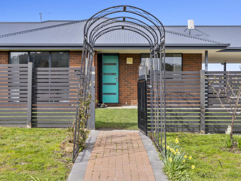 4 Chevalier St, Campania, TAS 7026