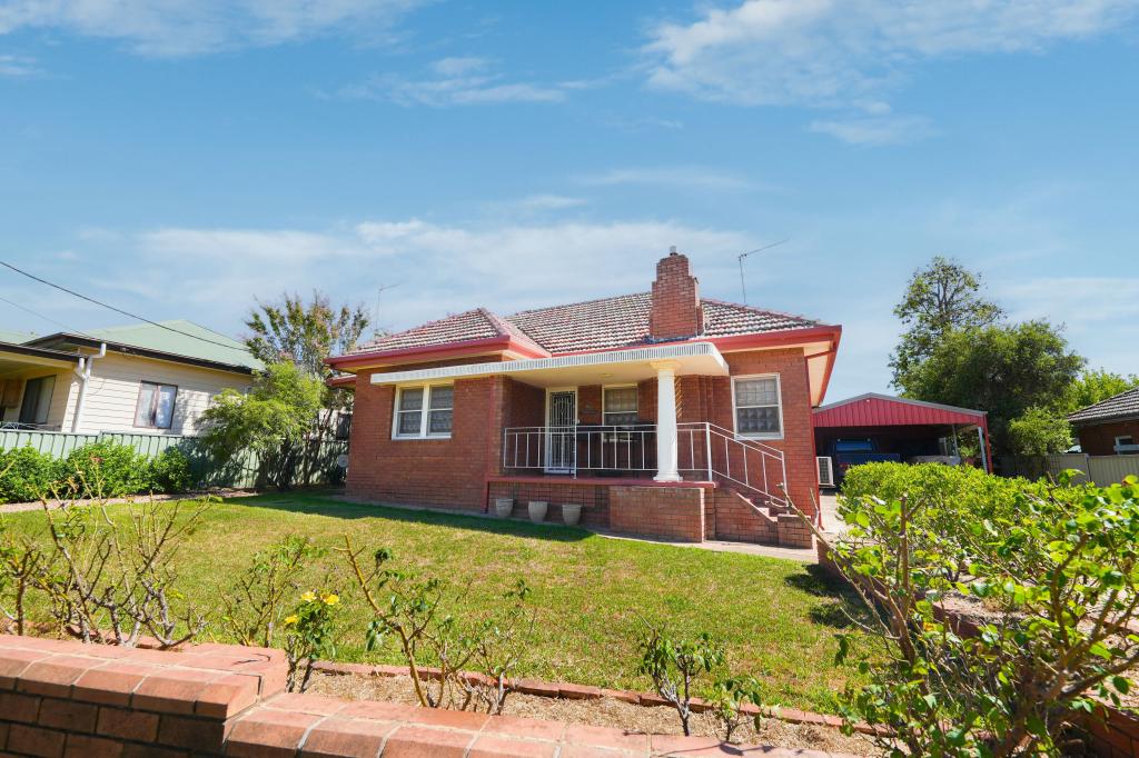 88 MITCHELL ST, PARKES, NSW 2870