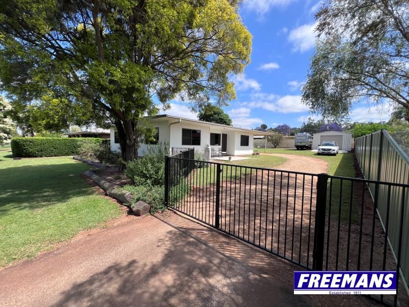 102 Doonkuna St, Kingaroy, QLD 4610