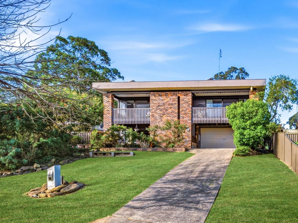 27 PARKHILL AVE, LEUMEAH, NSW 2560
